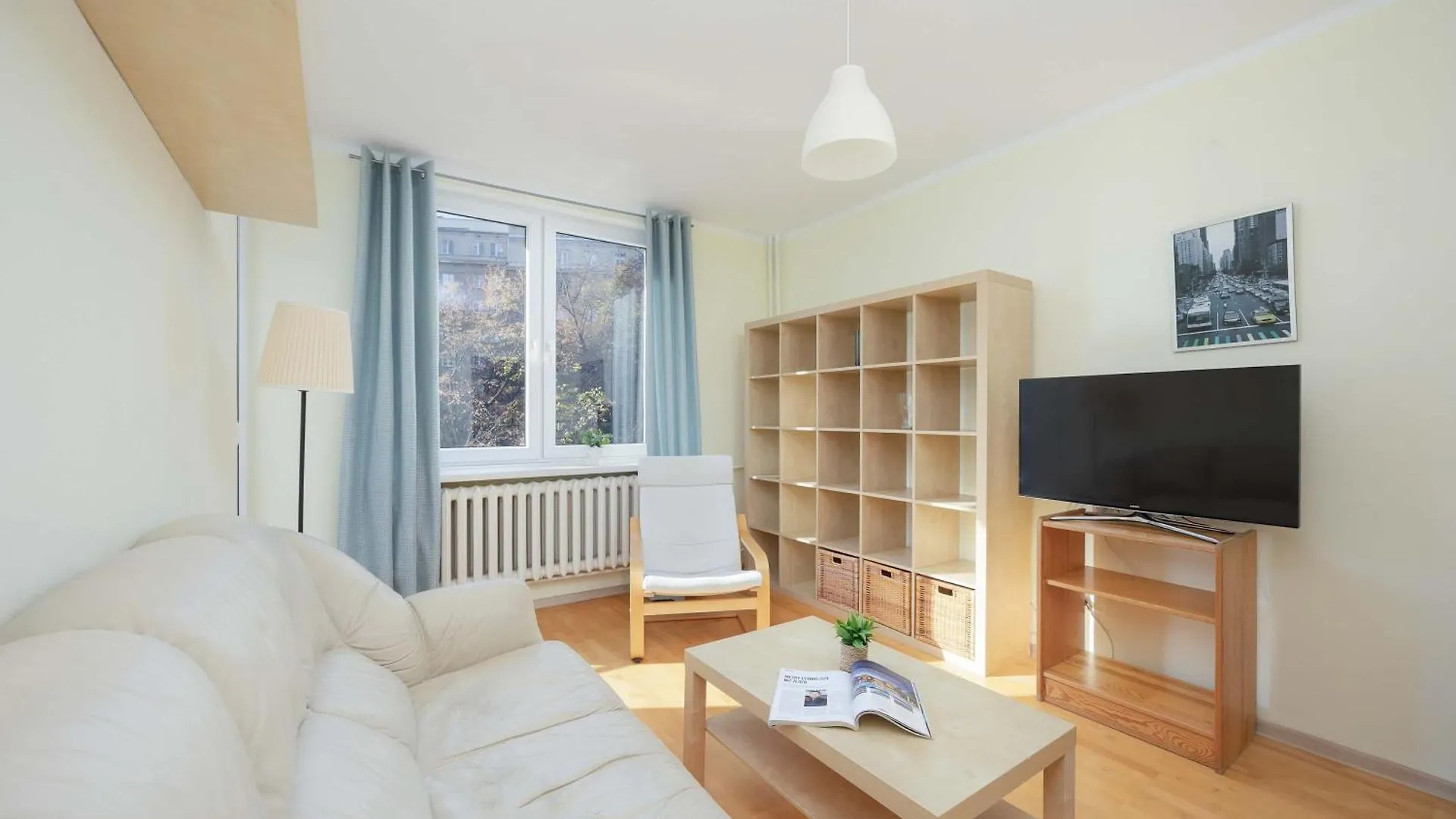 Walowa Apartment With Balcony Warsaw Downtown By Noclegi Renters